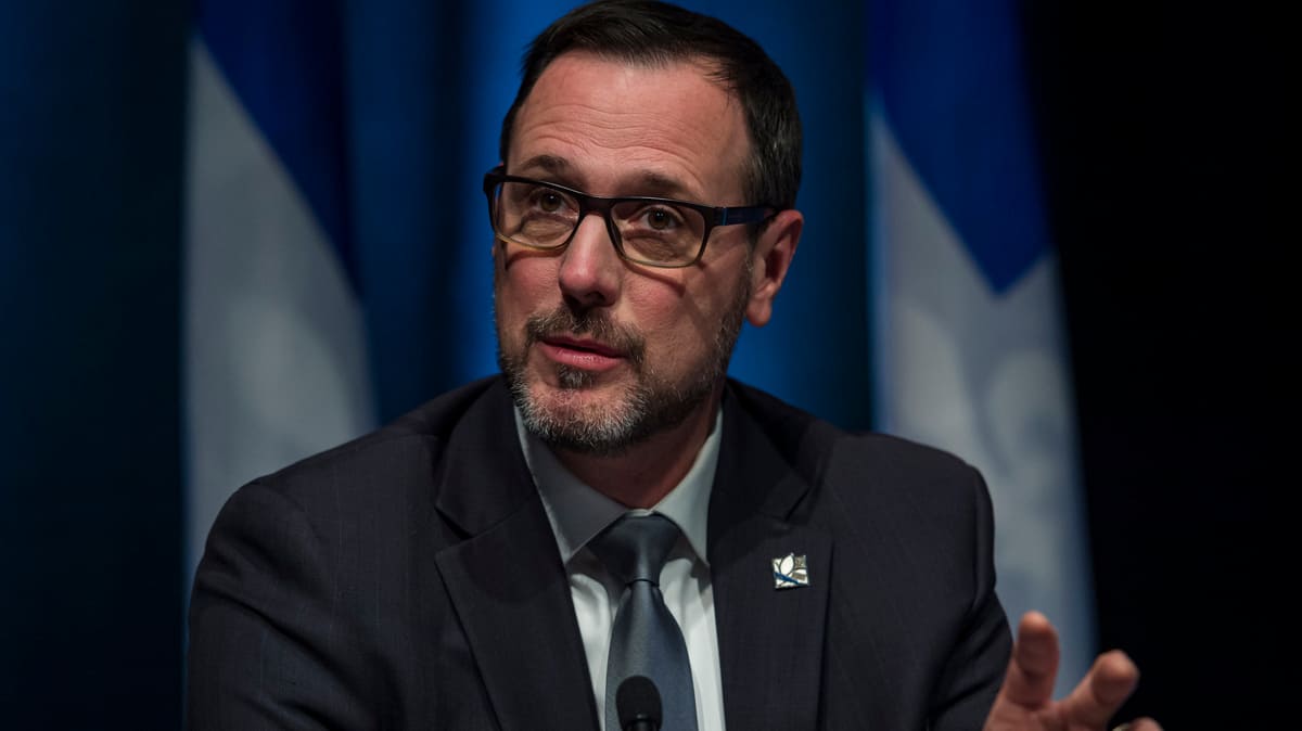 Retour en classe: «Très peu, ou pas» de bris de services, dit Roberge