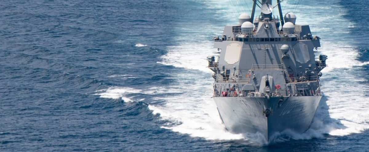 La Chine en état d'«alerte élevée» après le passage de deux navires militaires canadien et américain