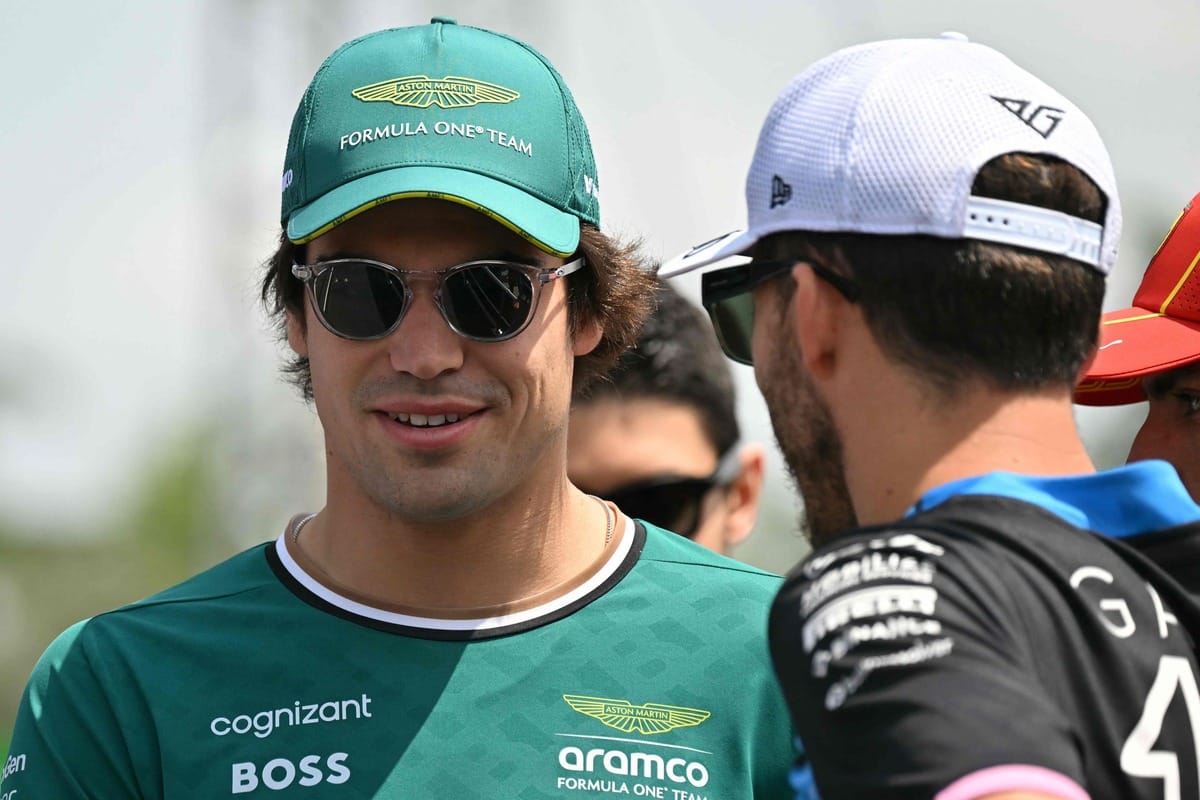 F1：ランス・ストロールが150回目のGPをポイント獲得で祝う