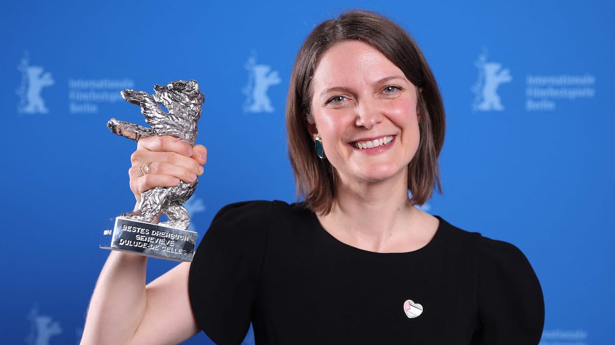 EN IMAGES | La Québécoise Geneviève Dulude-De Celles décroche l'Ours d'argent du meilleur scénario à la 76e Berlinale