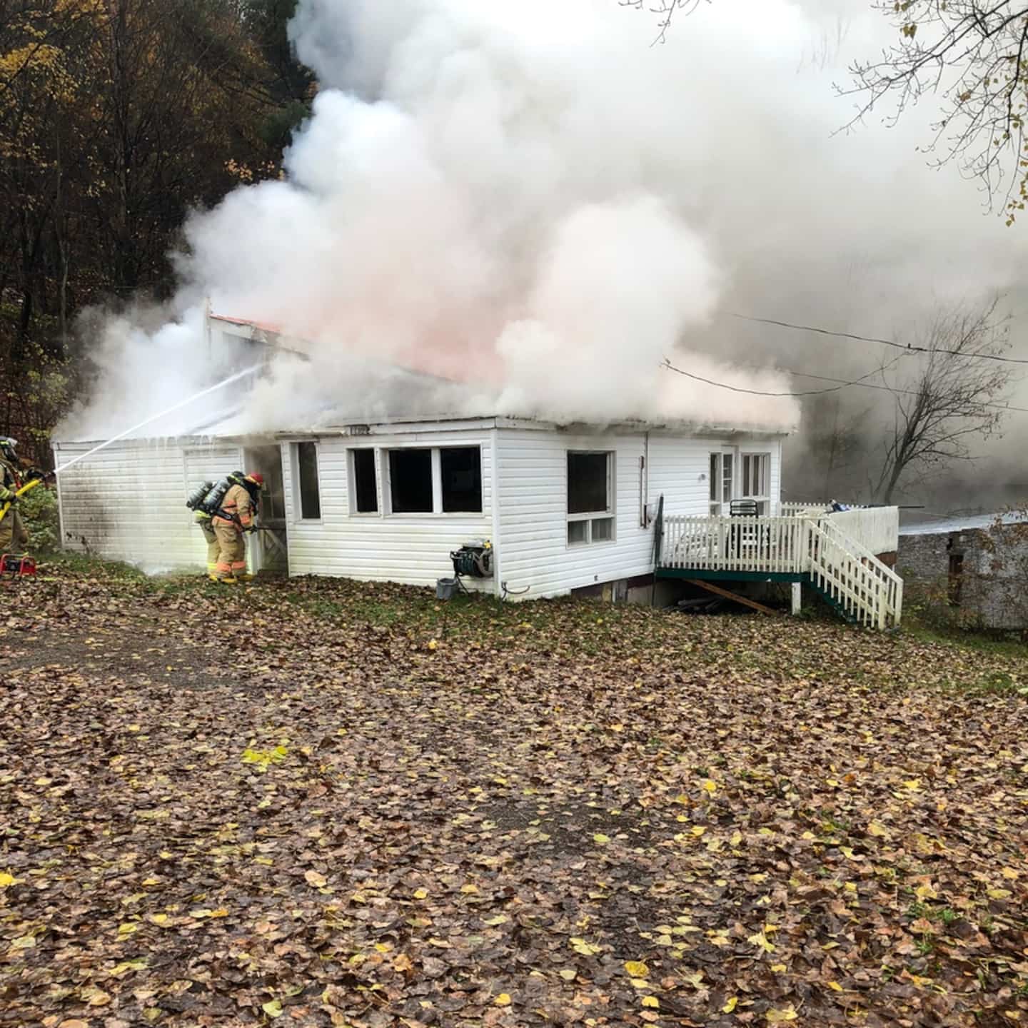 Val-des-Monts: un incendie cause la perte totale d’une résidence