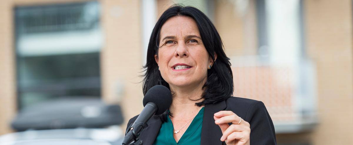 Valérie Plante promet 800 M$ en habitation