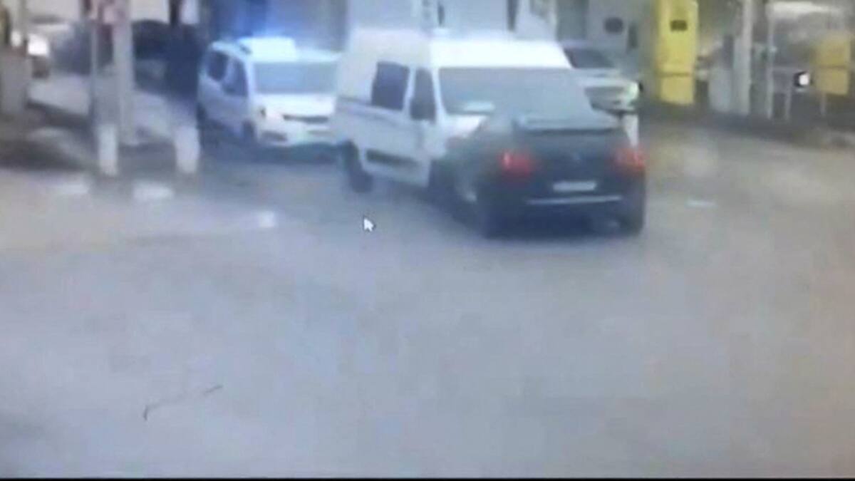 Attaque d'un fourgon pénitentiaire en France: récit d'un guet-apens d'une «extrême violence»