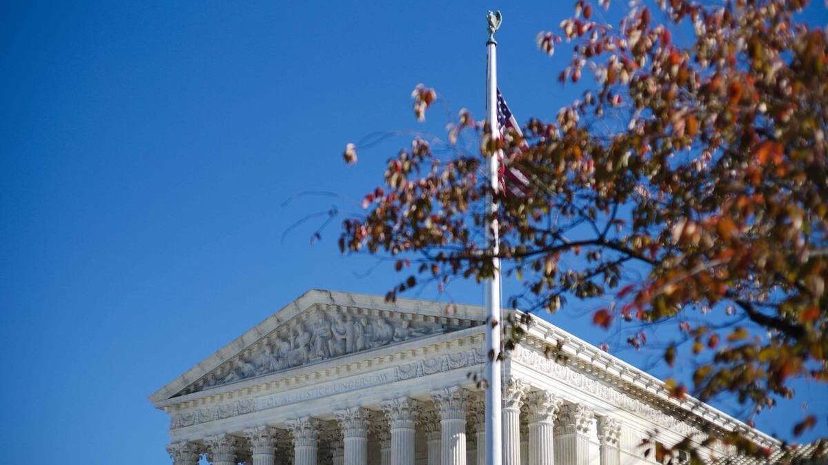 La Cour suprême des États-Unis examine un dossier majeur sur les armes à feu