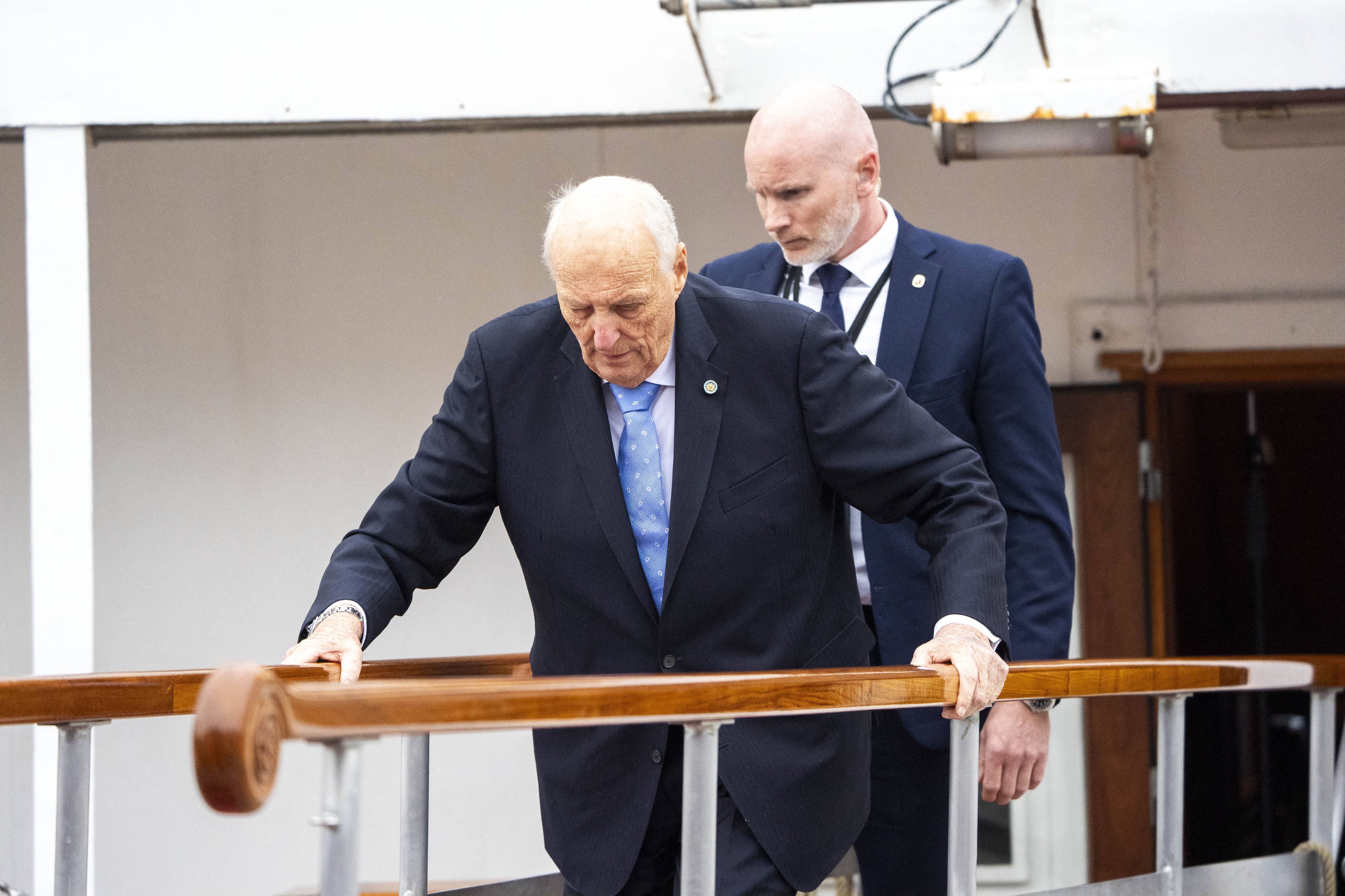 Anémie hémolytique: le roi Harald de Norvège hospitalisé