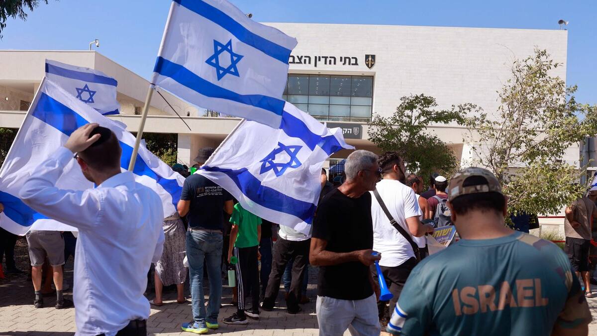 Israël: des soldats interrogés par la justice pour mauvais traitements à un détenu de Gaza