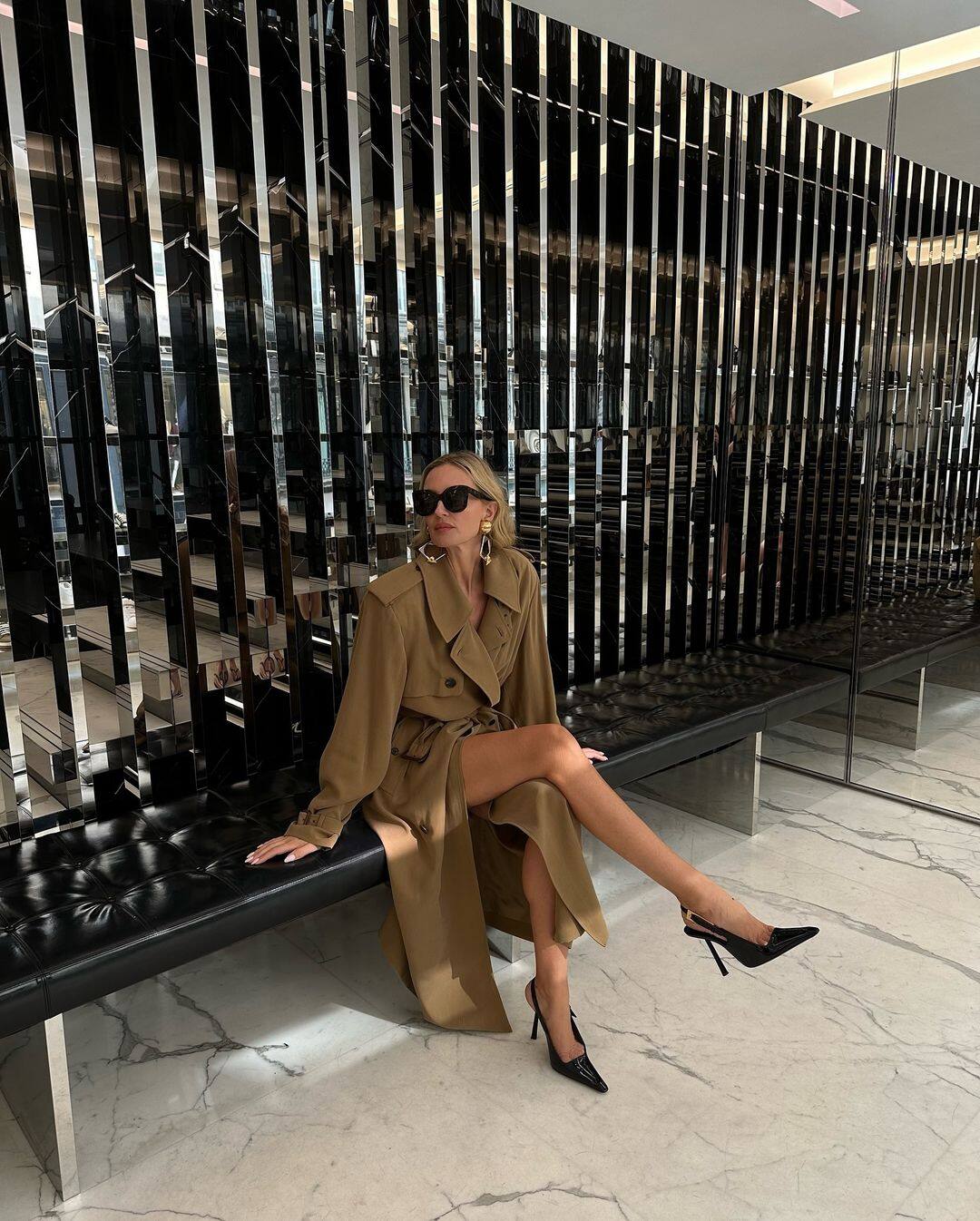 Exit le trench coat, bonjour à la vareuse!