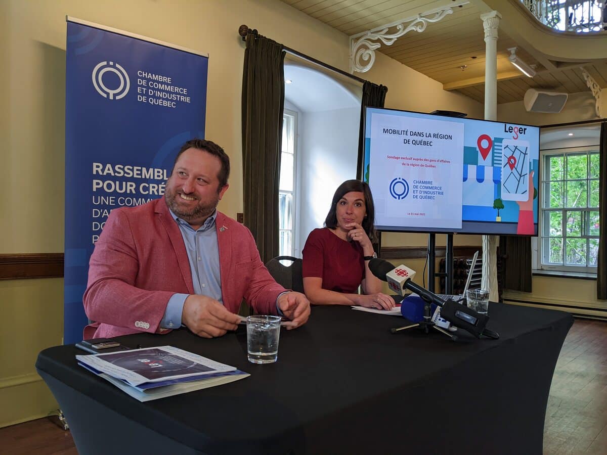 D&eacute;localisation des emplois de fonctionnaires: des pertes de 527 M$ et 7000 emplois en moins pour Qu&eacute;bec