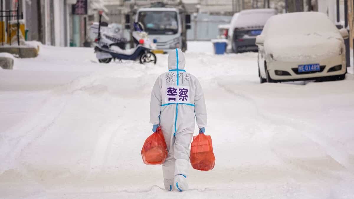 COVID-19: près de 30 millions de Chinois confinés