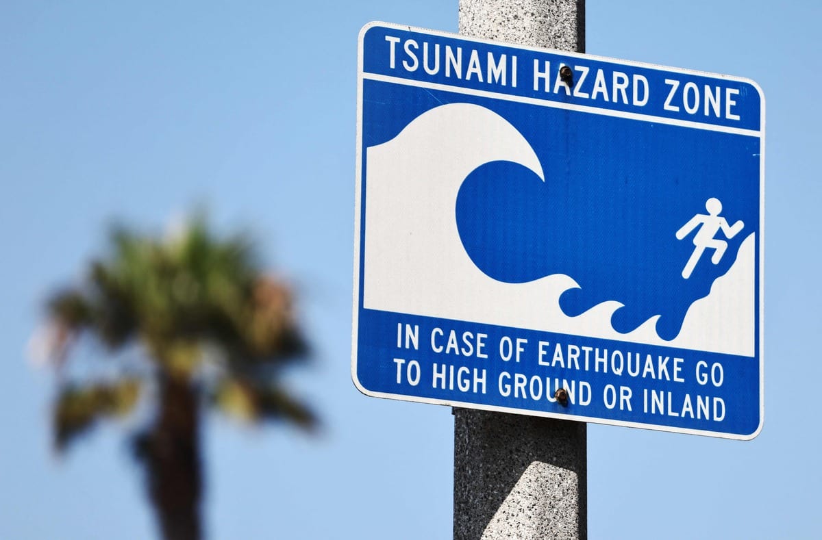 Tsunami alert in Mexico after 7.3 magnitude earthquake