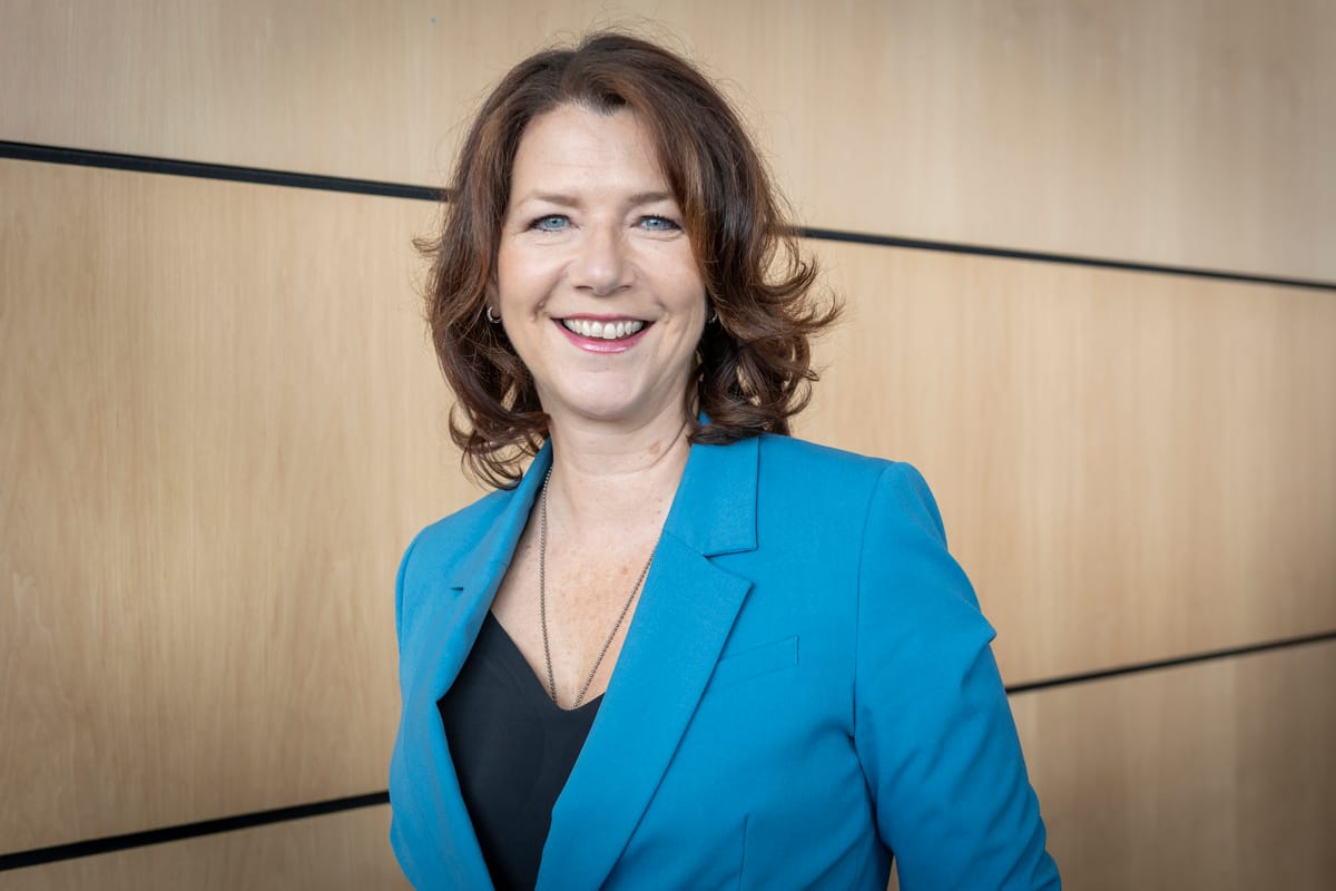 &laquo;Il est temps qu&rsquo;un sh&eacute;rif arrive dans le Far West de l&rsquo;intelligence artificielle&raquo;, r&eacute;clame Sophie Durocher