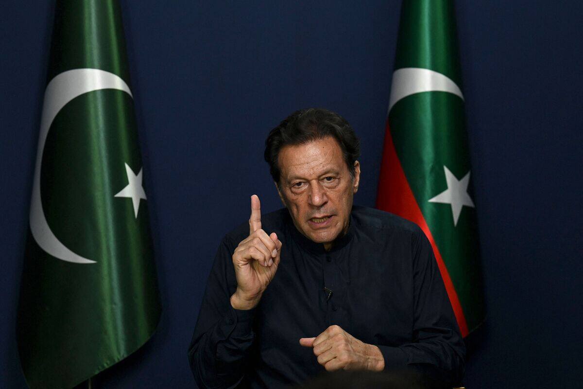 Pakistan: Imran Khan continue de défier le pouvoir avant un nouveau ...