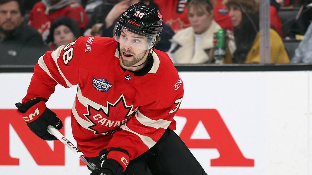 4 nations: Brandon Hagel réplique aux frères Tkachuk