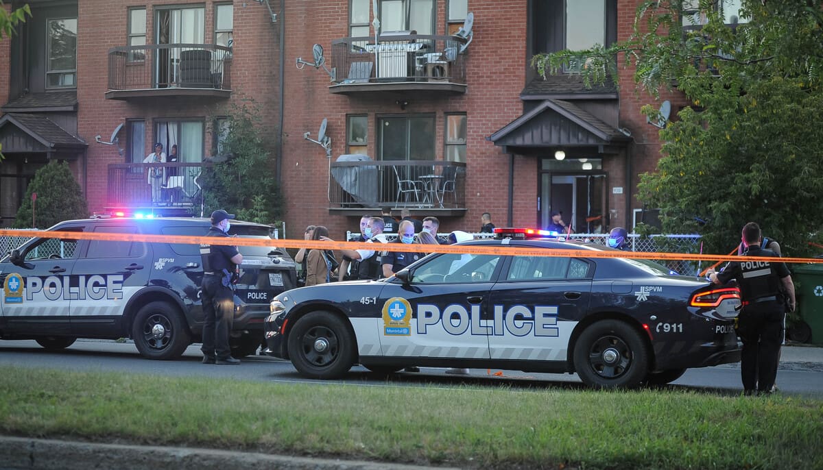 Tres personas murieron y otras dos resultaron heridas tras un tiroteo ocurrido el 2 de agosto de 2021 en el distrito de Rivière-des-Prairies, en Montreal.