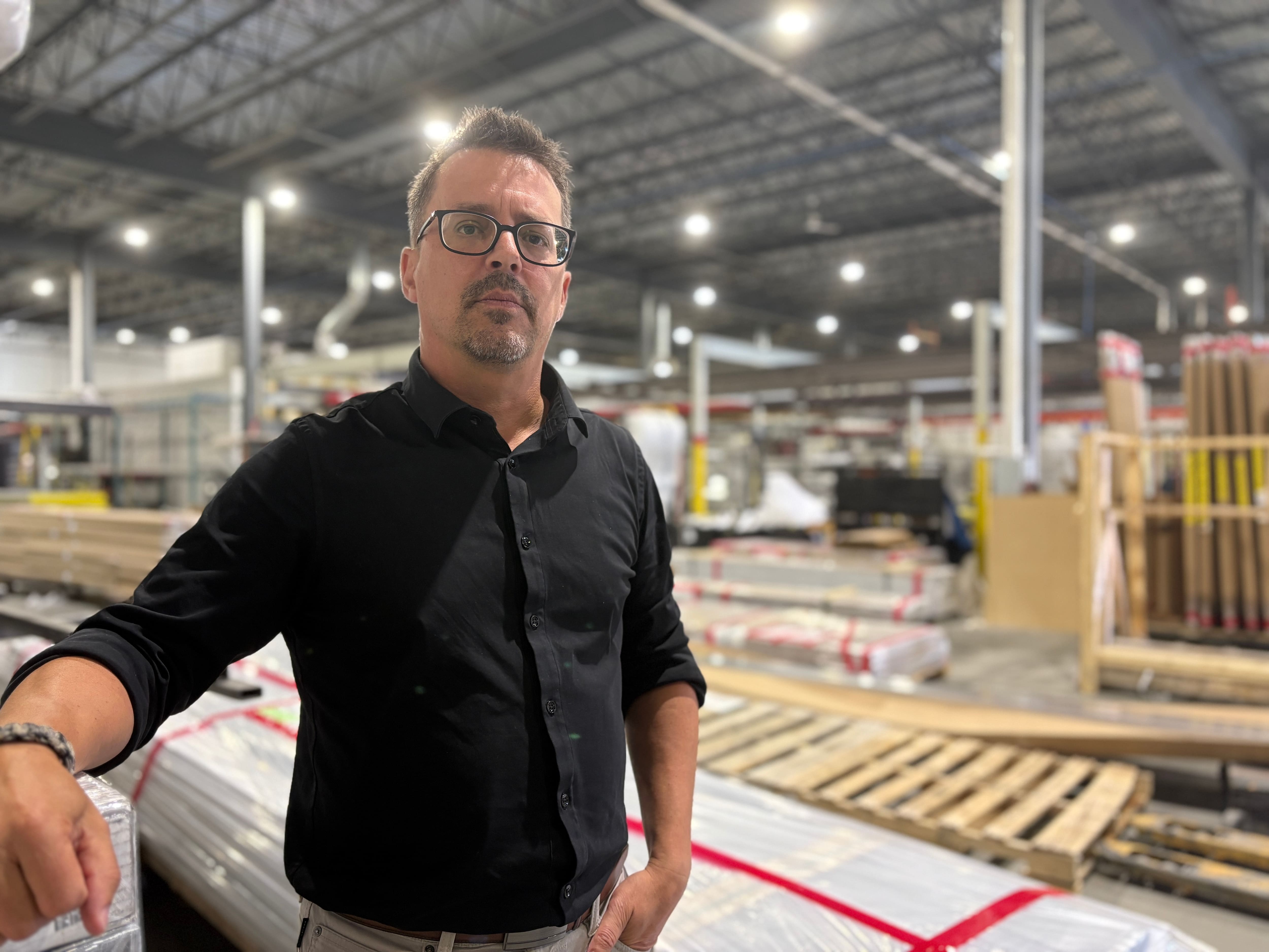 Des semaines de salaire impayées: une entreprise de Lévis dénonce les ratés de Service Canada