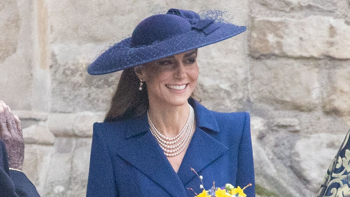 EN VIDÉO | La princesse Kate boit une bière après avoir annoncé qu'elle avait modifié ses habitudes de consommation d’alcool depuis son cancer