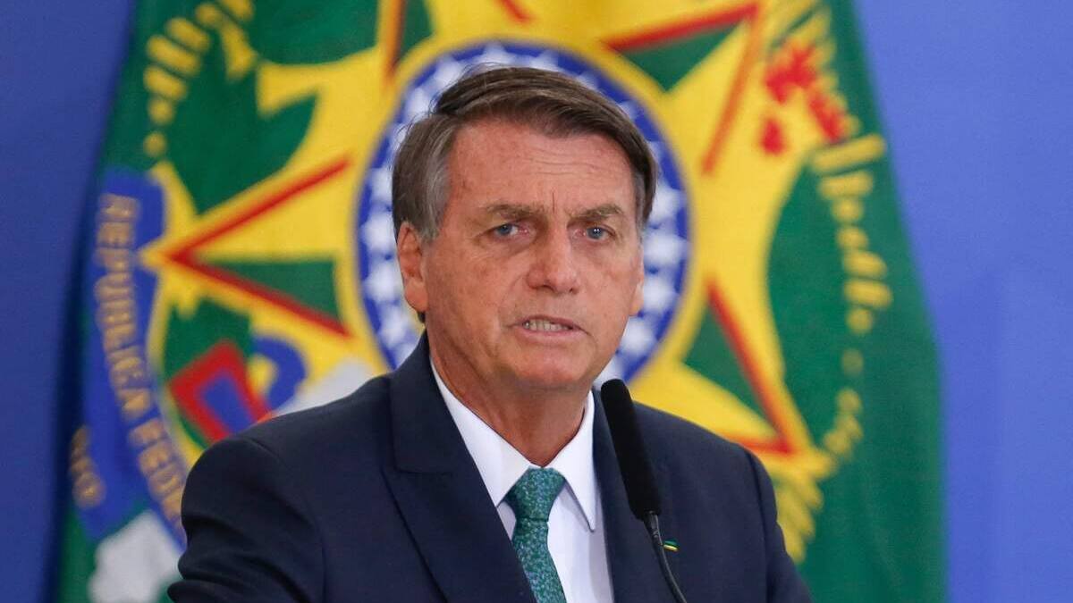 Bolsonaro refuse de se présenter devant la police