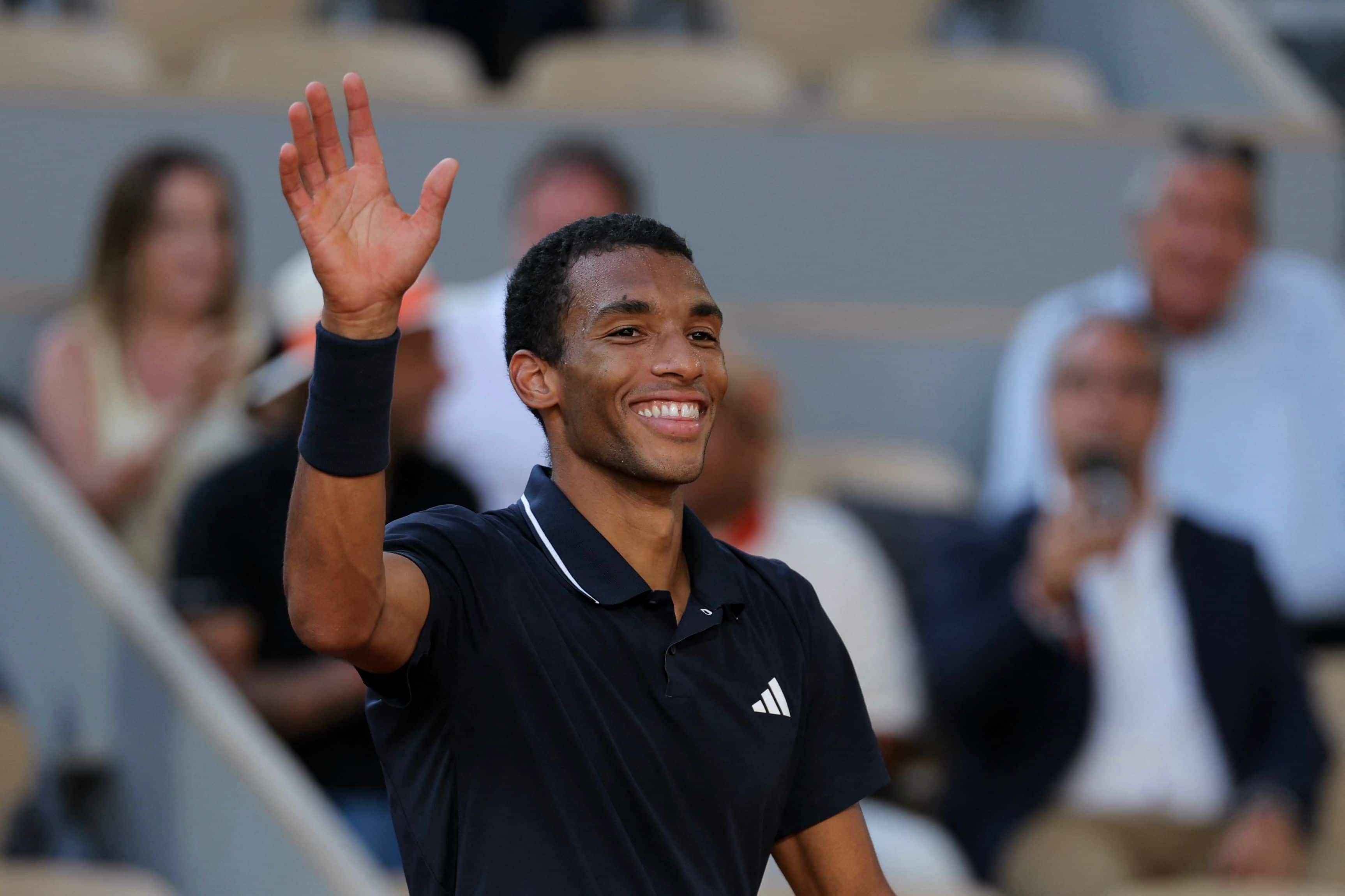 «C’est un rêve d’enfant pour moi»: confiant, Félix Auger-Aliassime vise la finale à Roland-Garros