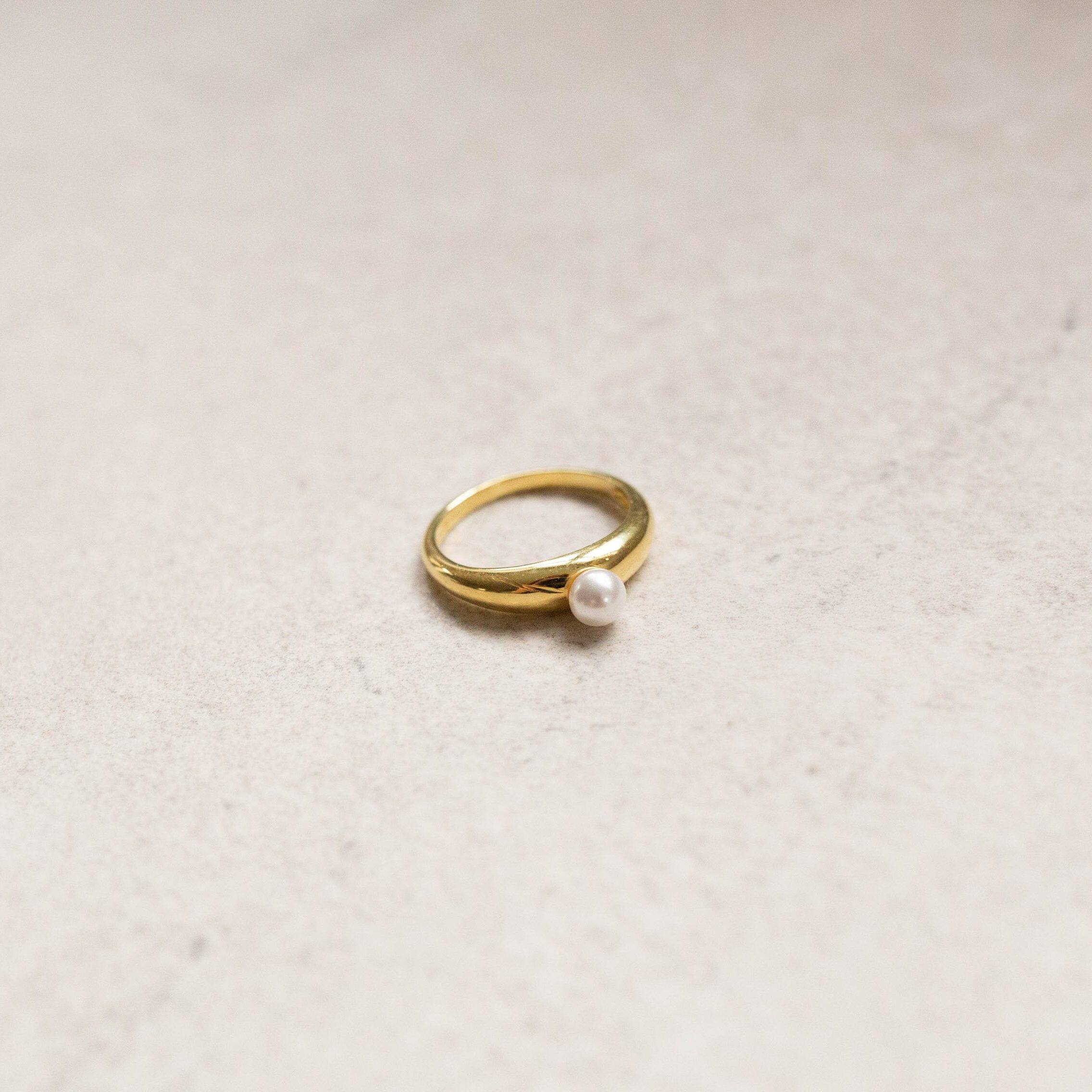 8 marques de beaux bijoux pas chères adorées par les vedettes et influenceuses billie