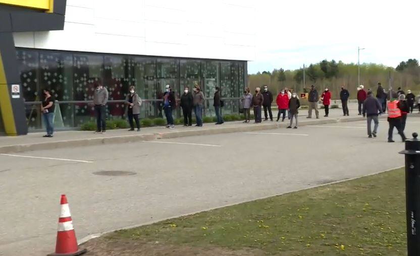 Le directeur de santé publique de l'Estrie fait son mea culpa - Vimarsana News