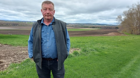Rémi Barmettler, a dairy producer with 200 hectares of land.