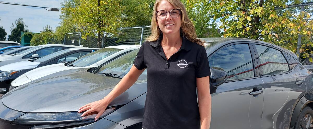 Des Québécois renoncent à la voiture électrique commandée