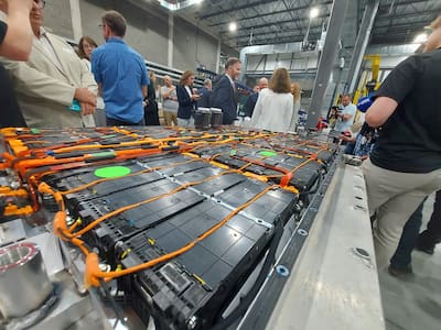 Sector de las baterías: Lithion inaugura su planta de reciclaje en Saint-Bruno-de-Montarville