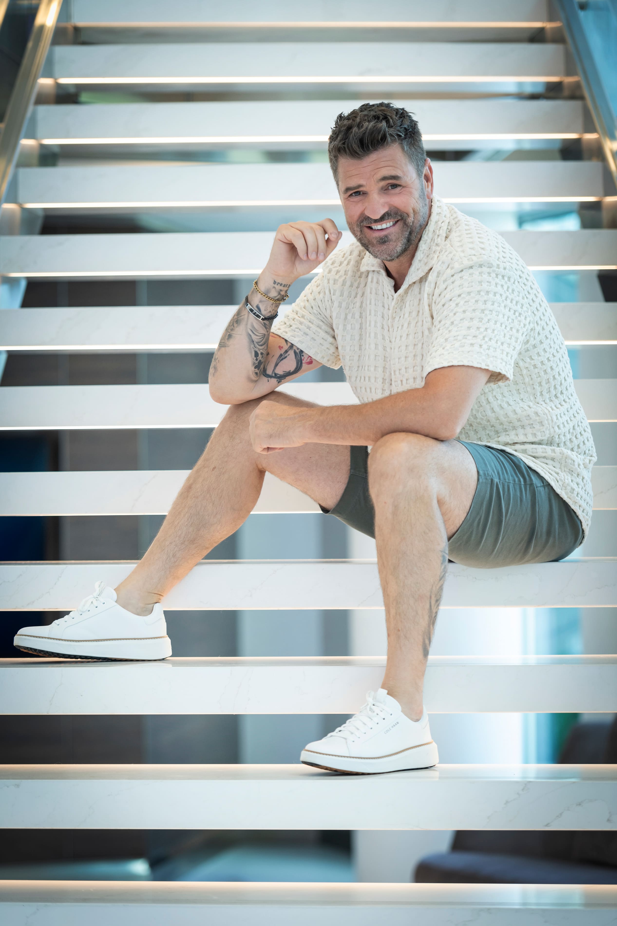 Il pr&eacute;sente son nouveau spectacle d&rsquo;humour &laquo;Ben voyons donc!&raquo;: &laquo;C&eacute;line et Ren&eacute; ont &eacute;t&eacute; mon &eacute;cole&raquo; &ndash; Marc Dupr&eacute;