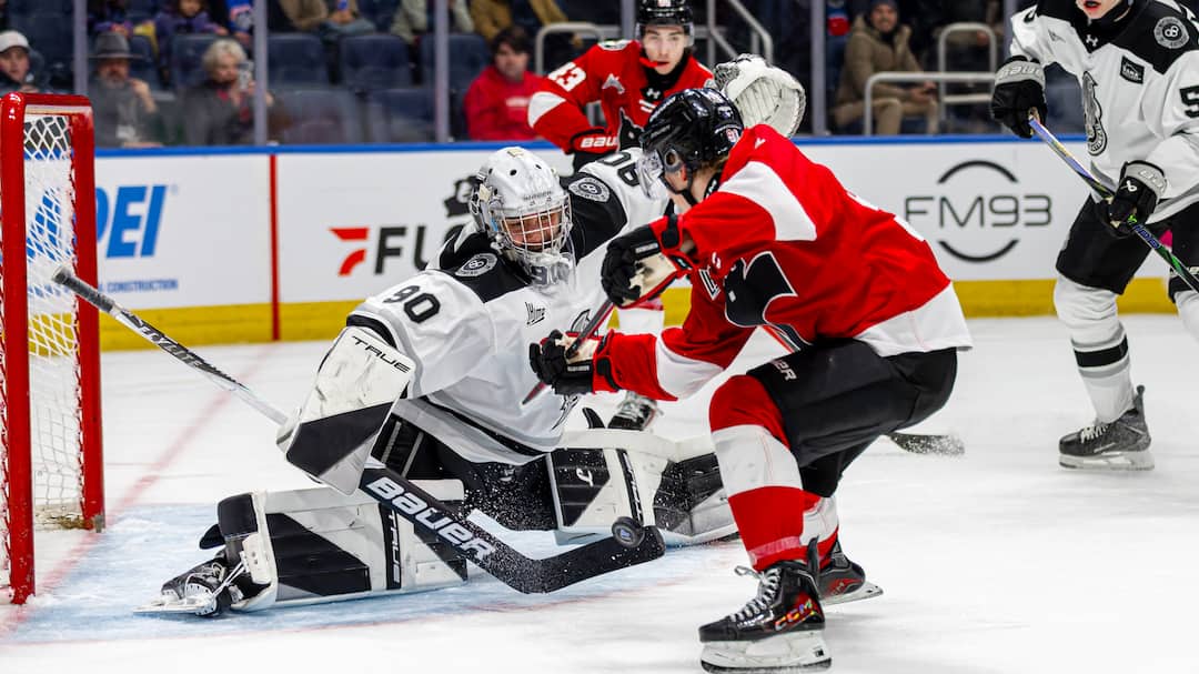 Remparts : Patrick Déniger arrête tout face aux Olympiques - TVA Sports