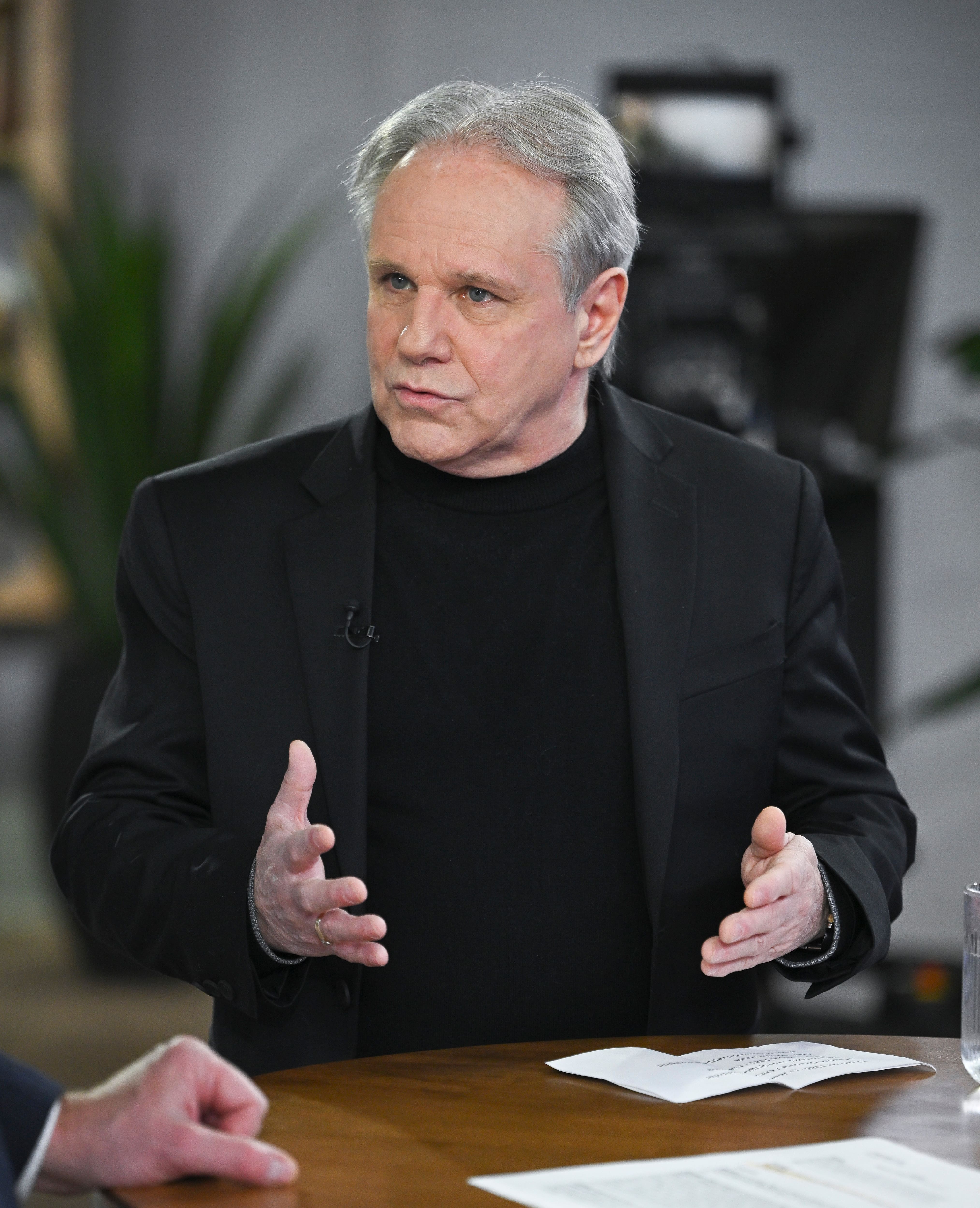 Des icônes pleurent de l'huile et du sang