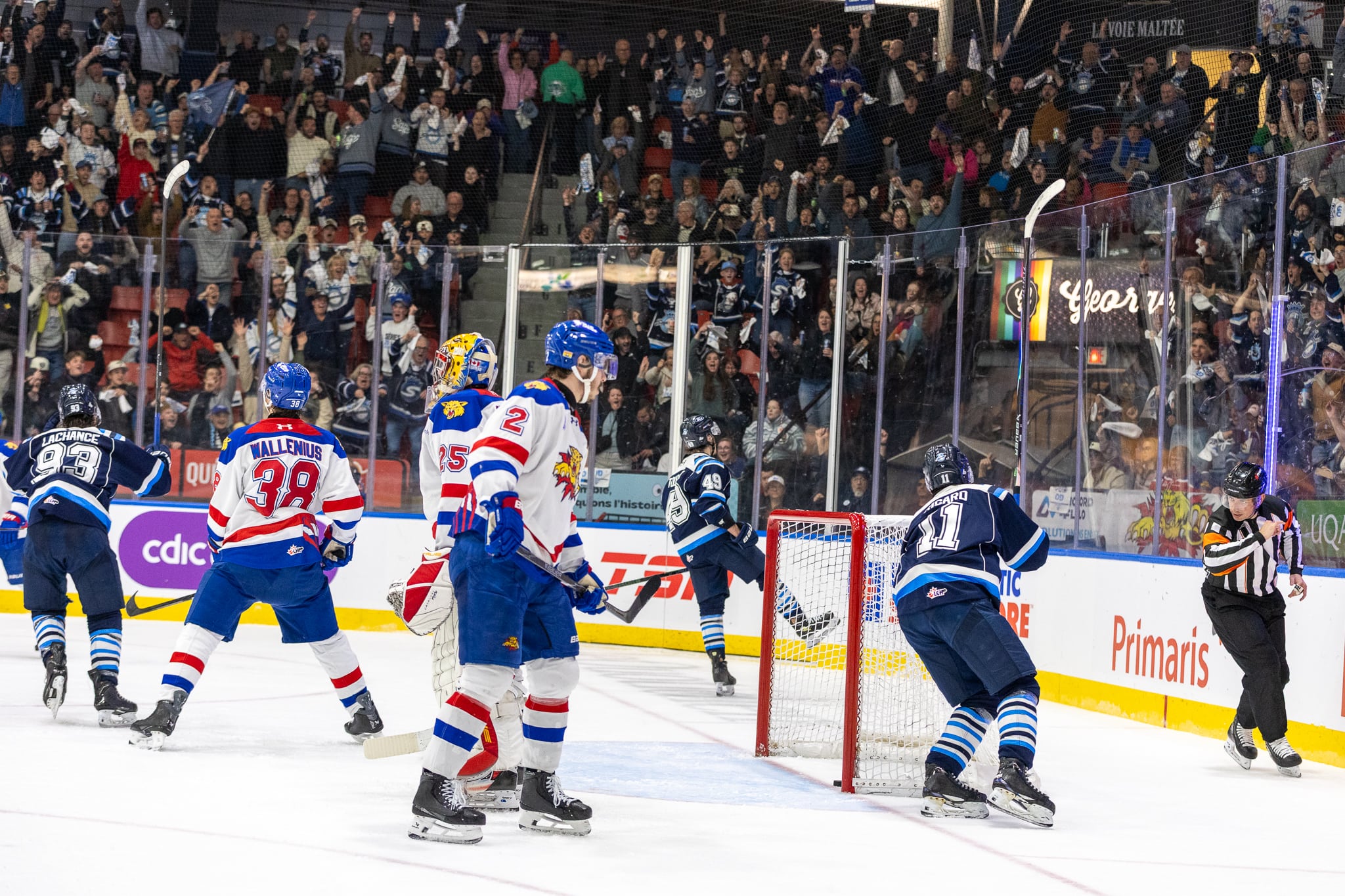 À Chicoutimi, 4528 personnes n'ont pas regretté d'avoir raté le match du Canadien