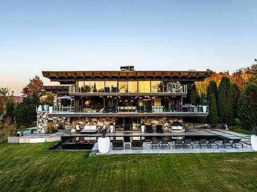 Une maison d’architecte mid-century à l'Estérel  