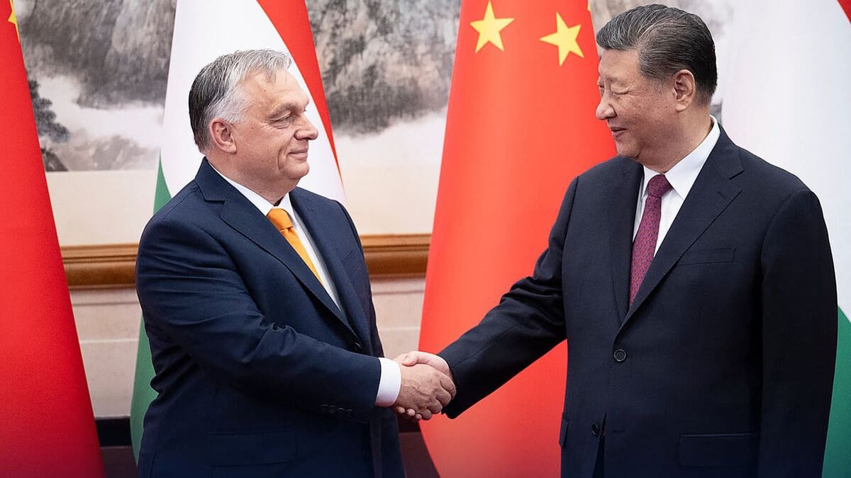 Xi Jinping calls for 'creating conditions' for 'direct dialogue' between Kiev, Moscow Xi Jinping calls for 'creating conditions' for 'direct dialogue' between Kiev, Moscow