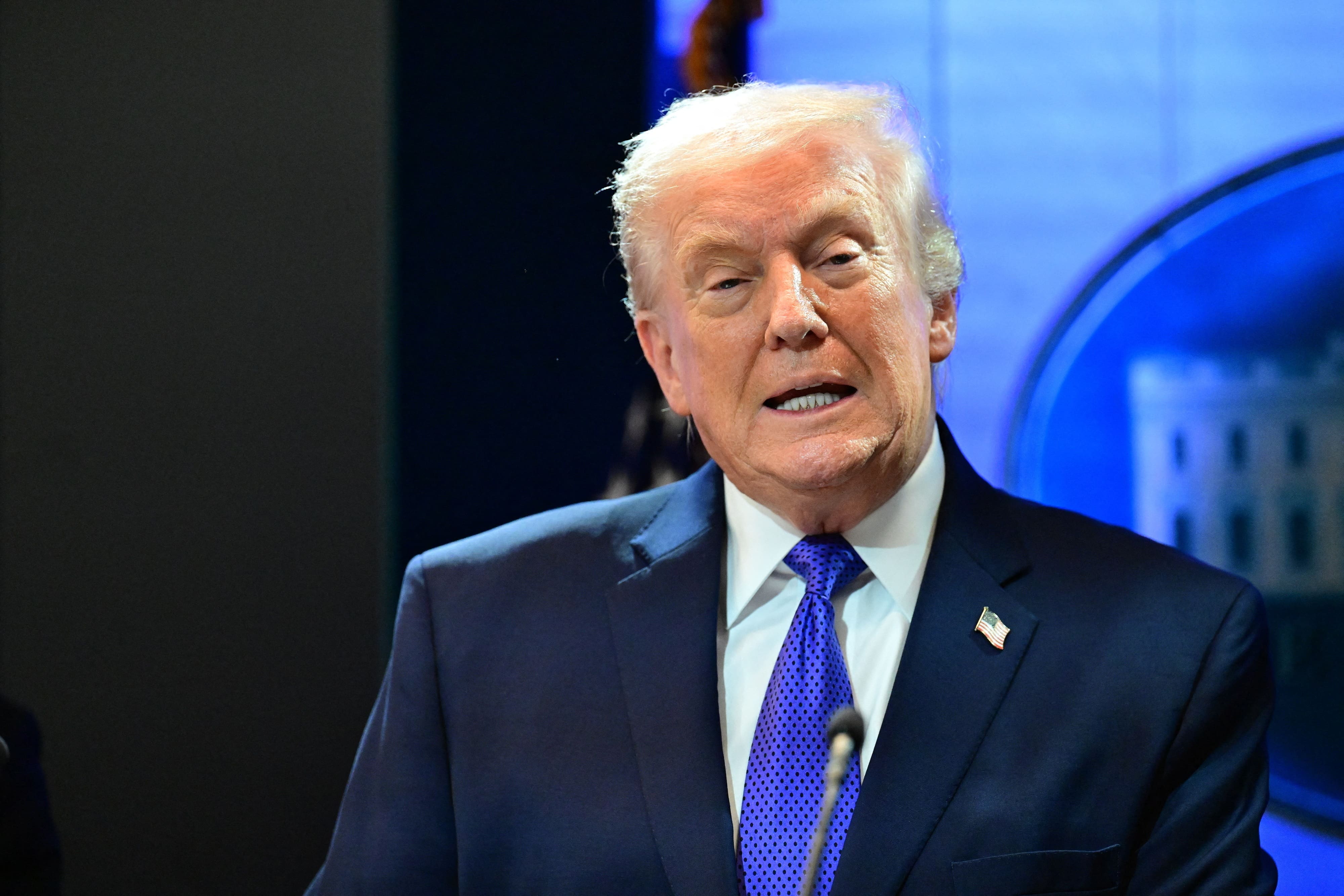 Tarifs invalid&eacute;s: Trump dispose d&rsquo;un temps &laquo;tr&egrave;s limit&eacute;&raquo; pour r&eacute;agir &agrave; la d&eacute;cision de la Cour supr&ecirc;me