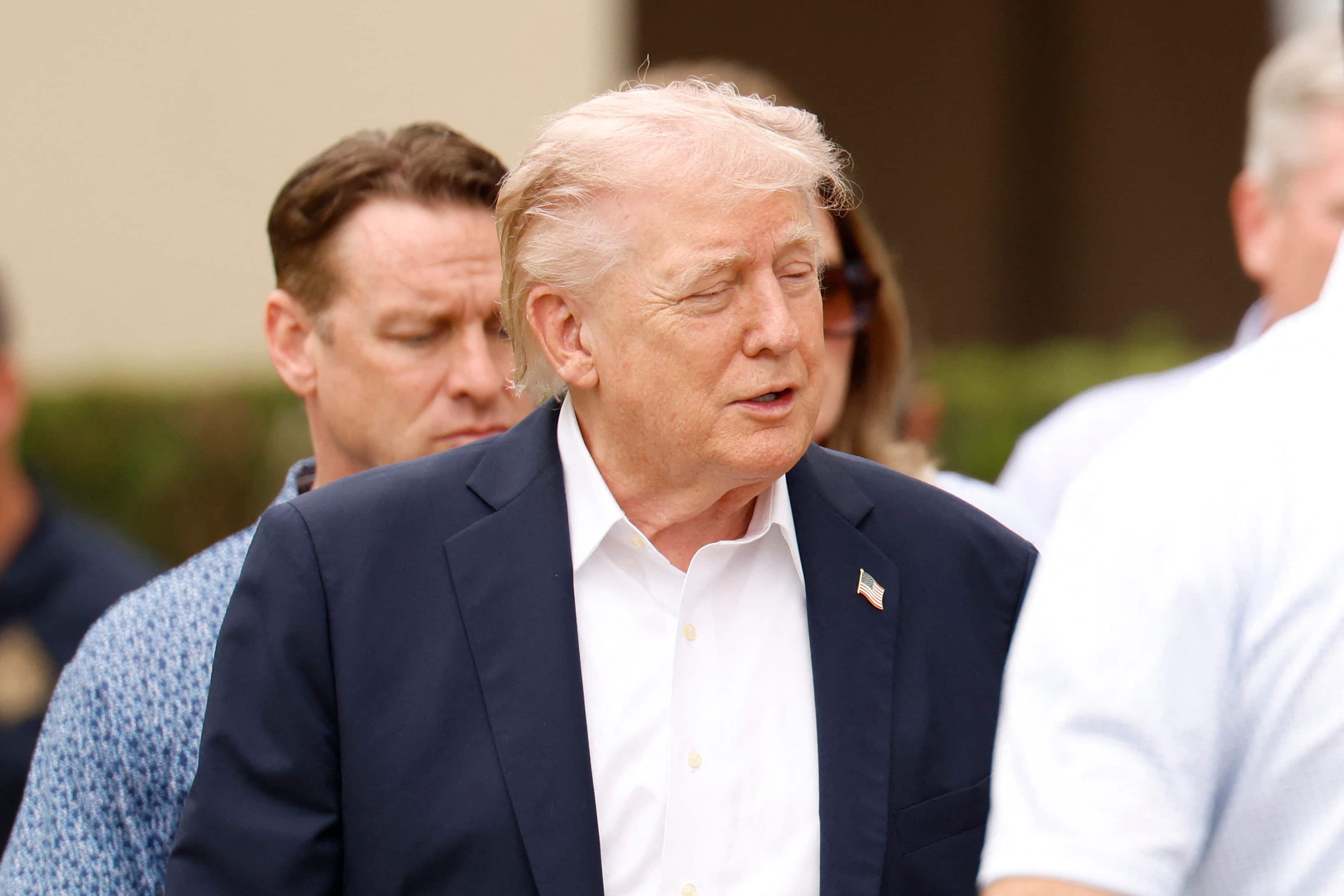 Trump agent étranger ou idiot utile?