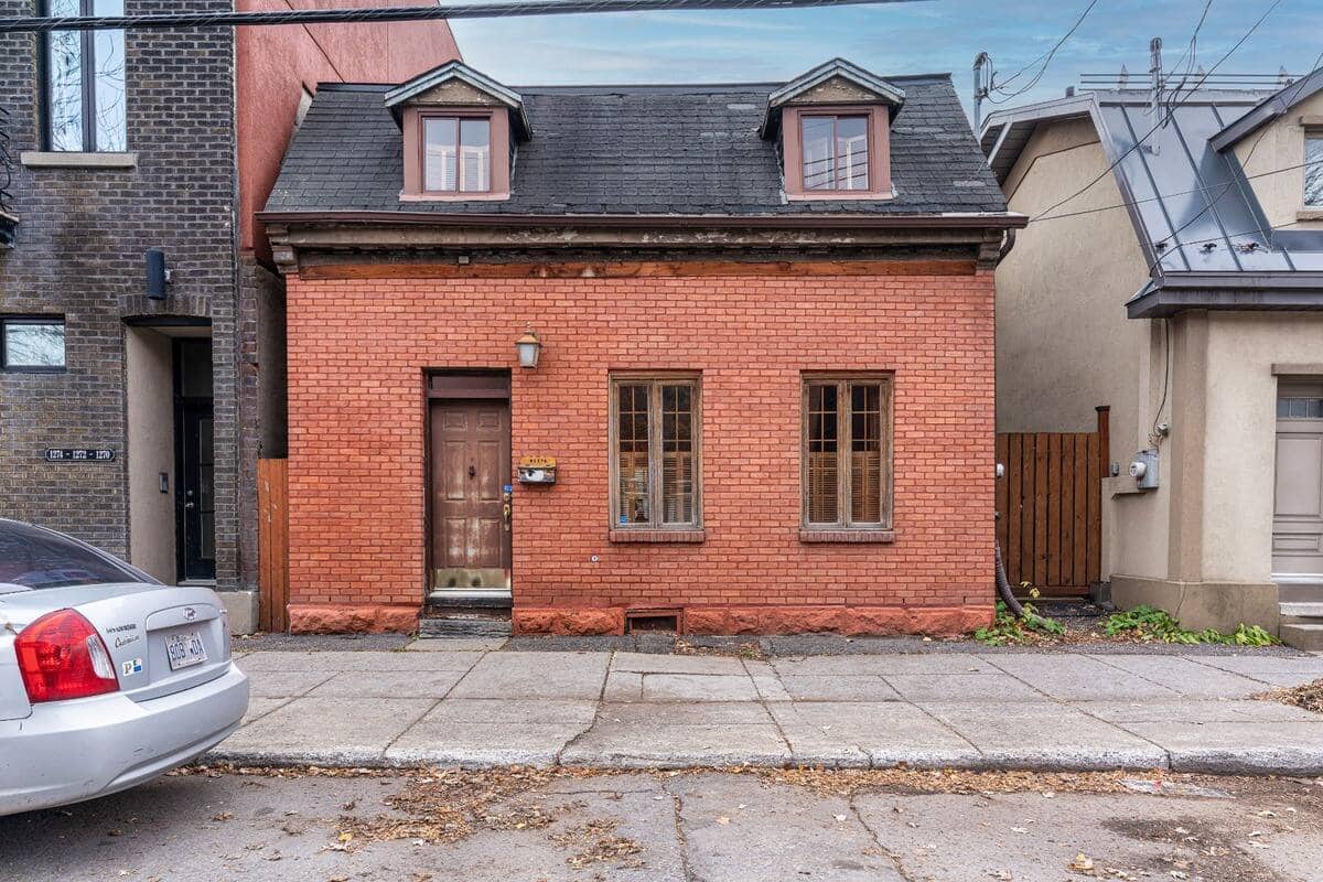 Une maison de 1885 à vendre pour 659 000$
