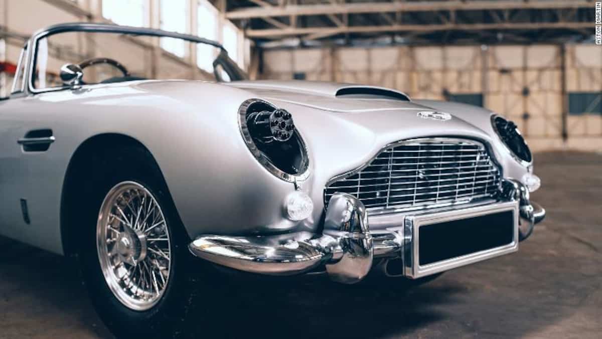 Une Aston Martin pour enfants vendue 157 000$