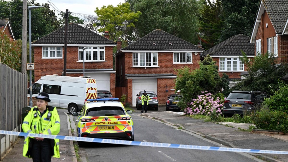 Famille d’un journaliste de la BBC tuée à l’arbalète: le suspect était l’ex-copain d’une des victimes