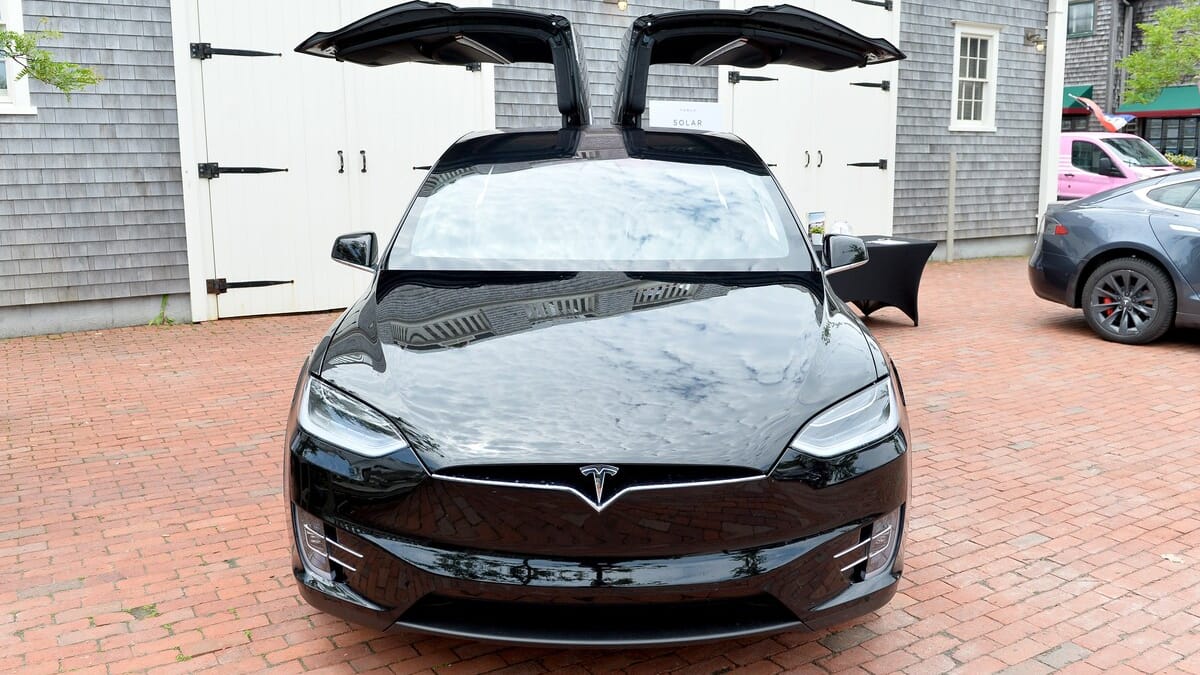 A complete loss in New Jersey, his Tesla car “comes to life” in Ukraine! A complete loss in New Jersey, his Tesla car “comes to life” in Ukraine!