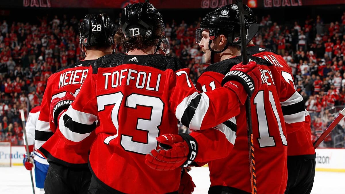 Les Devils infligent une cinquième défaite consécutive au CH