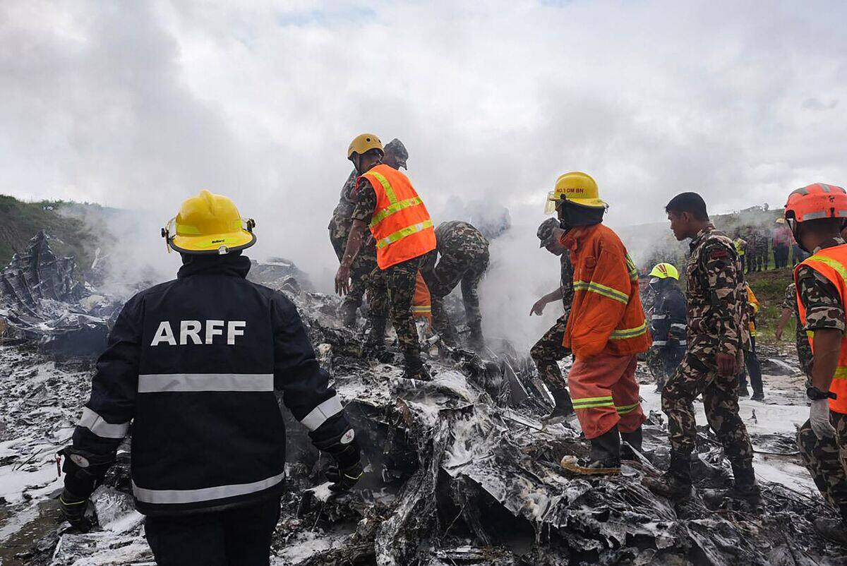 18 morts dans un &eacute;crasement d'avion au N&eacute;pal
