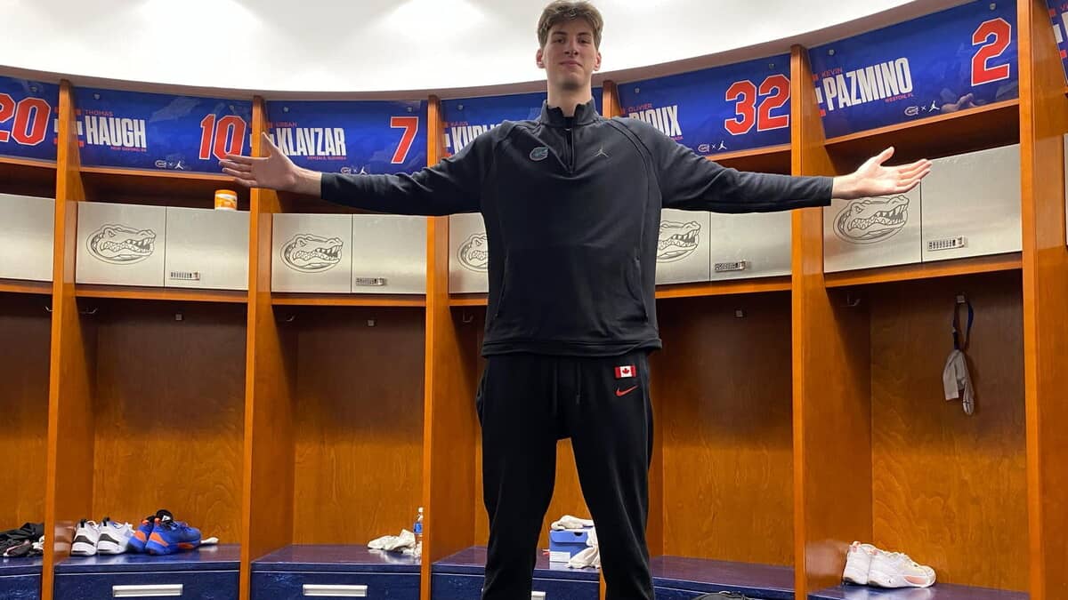 À la rencontre du géant québécois du basketball: à 7 pieds 9 pouces, Olivier Rioux fait tourner les têtes à l’Université de la Floride