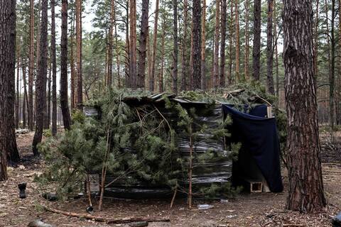 En un bosque cerca de Kiev, un campamento secreto de mil soldados rusos