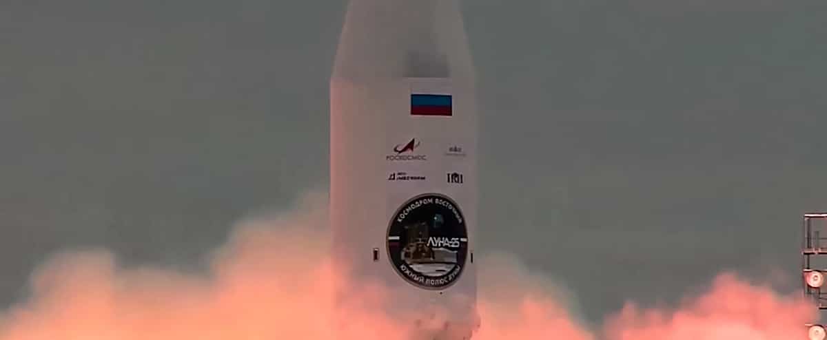 Si è verificato un incidente durante una manovra prima dell’atterraggio della sonda russa Luna-25 Si è verificato un incidente durante una manovra prima dell’atterraggio della sonda russa Luna-25