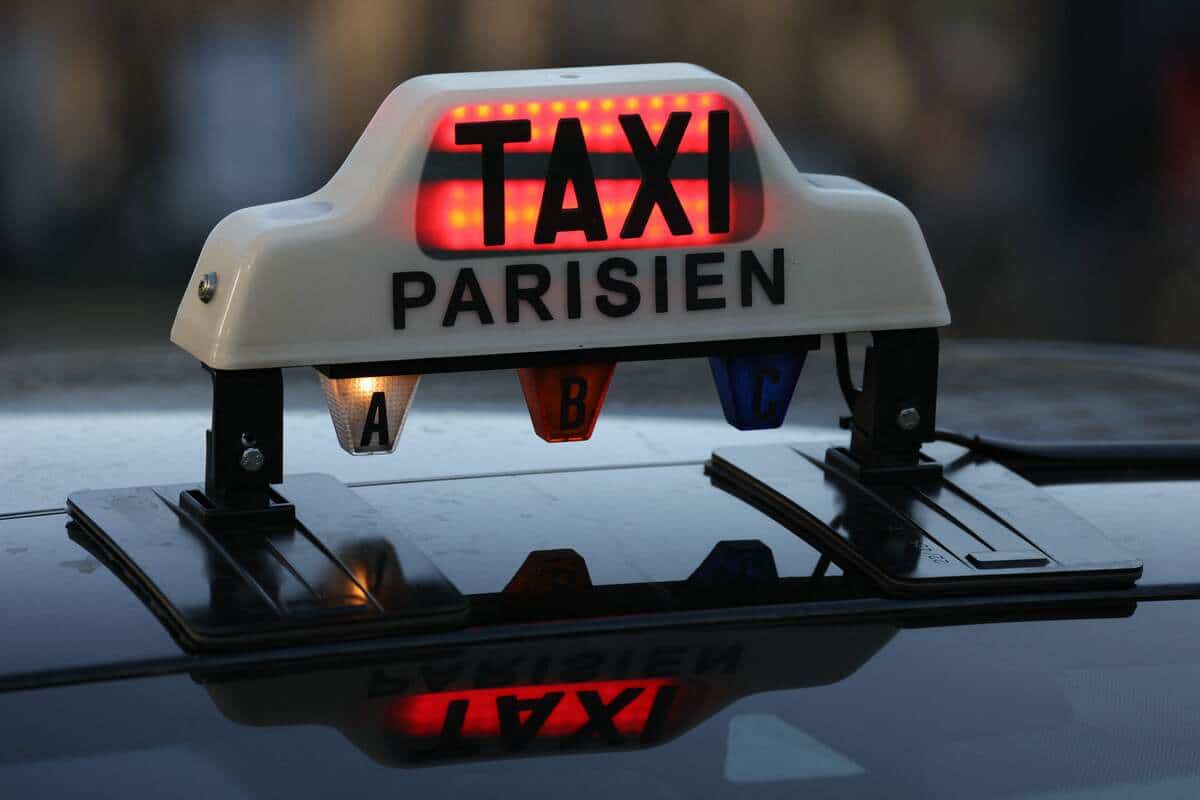 Les taxis, d&eacute;&ccedil;us par les JO, demandent des compensations