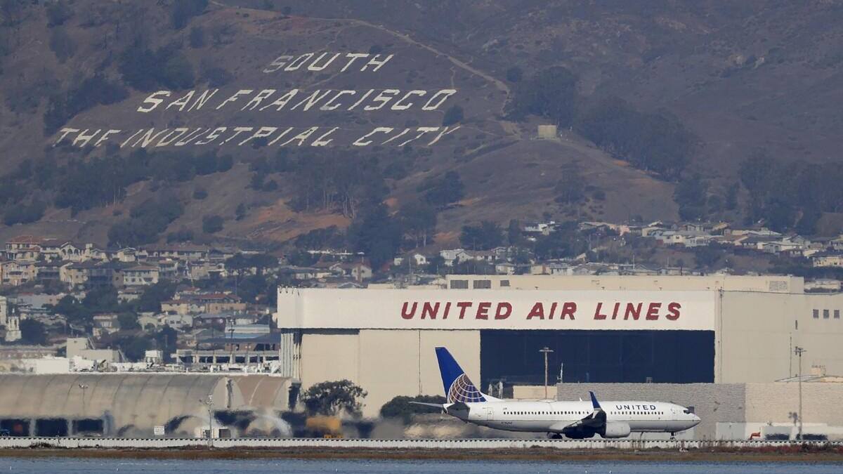 Vaccination obligatoire: un juge donne raison à United Airlines