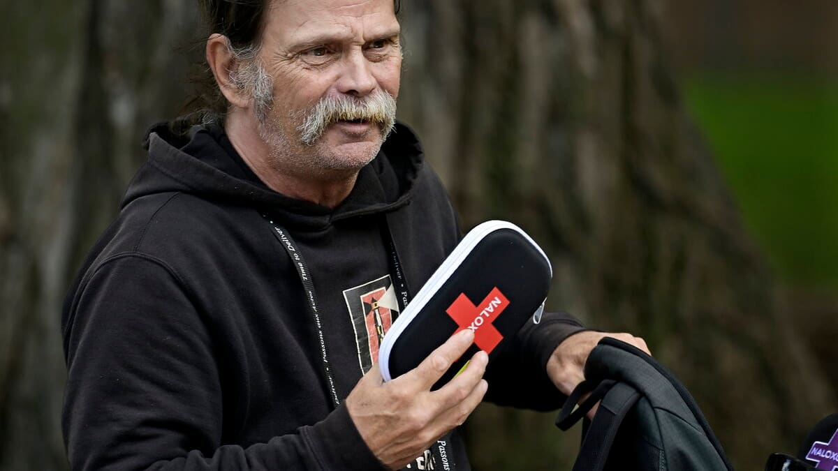 Collecte de seringues souillées: des parcs plus sécuritaires grâce à cet homme qui fait une vigie quotidienne