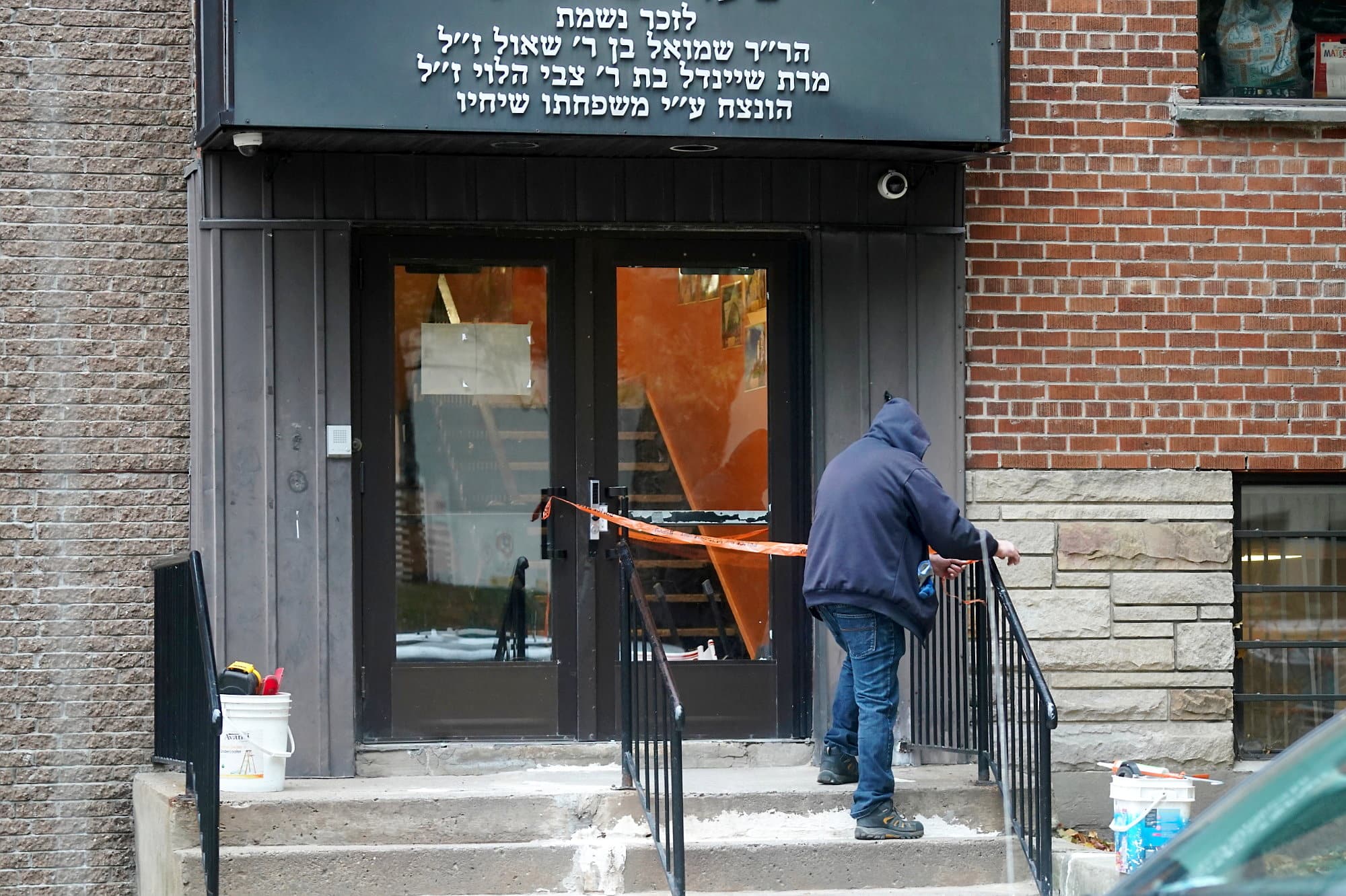 Un véhicule volé pour aller tirer sur une école juive à Montréal