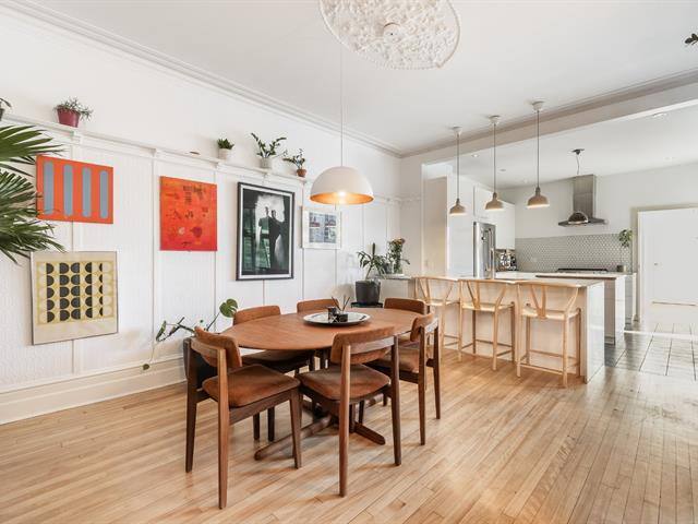 Image principale de l'article Cette personnalité publique connue vend son condo