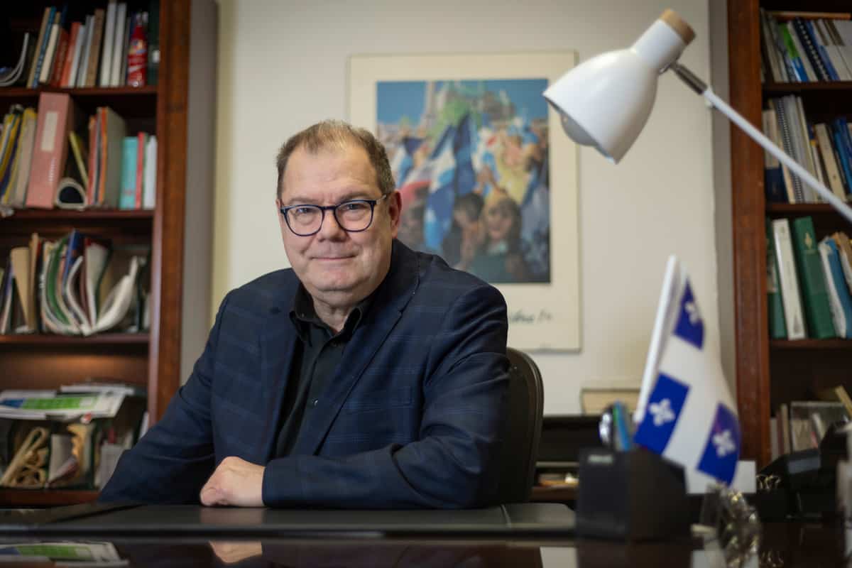 Emplois «in English» à Postes Canada «Une nouvelle preuve du mépris du